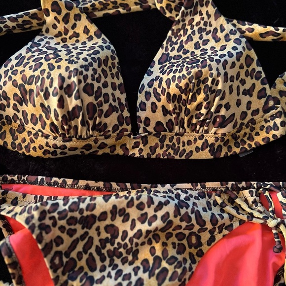 🐆🐆LIKE NEW VICTORIA SECRET’S CLASSY BIKINI SZ L🐆🐆 - Picture 7 of 8